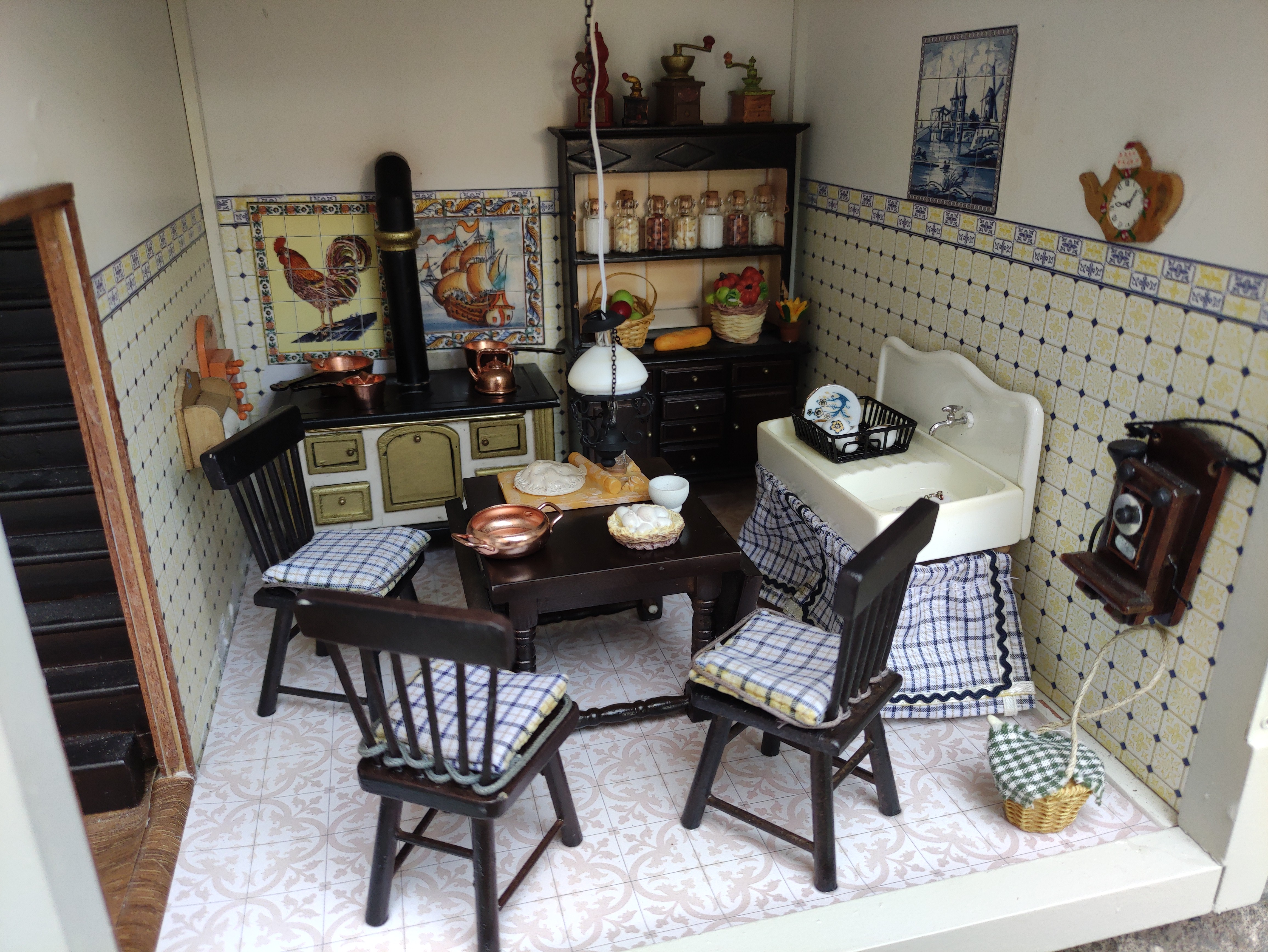 casita muñecas juguete infantil madera luz 70x68.5x31.5 1u